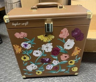 Gripsweat - Taylor Swift Acoustic Piano Vinyl Case Brown Faux