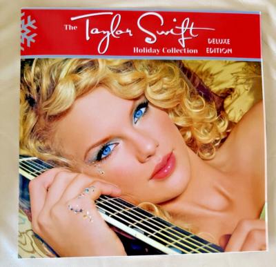 Gripsweat - Taylor Swift Holiday Collection Deluxe Edition