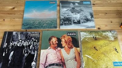 Gripsweat - 5x Oasis first pressing 12” singles whatever live