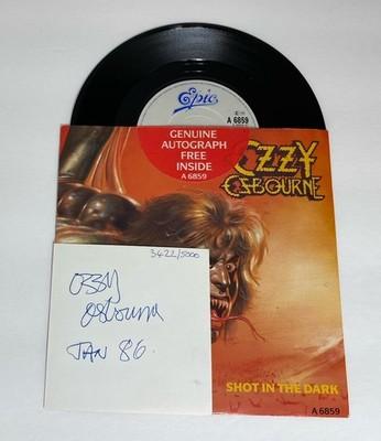 オジー・オズボーン /Shot InThe Dark レコード 直筆サイン付 オジー・オズボーン /Shot InThe Dark レコード 直筆サイン付