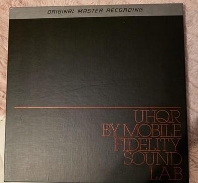 Gripsweat - Beatles SGT PEPPERS LONELY HEARTS CLUB BAND MFSL UHQR